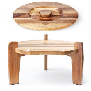 Set aus Deckel und passendem Sockel aus edlem Akazienholz zur Veredelung eines Glas-Wasserfilters.